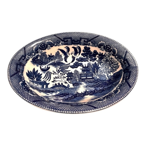 Vintage Blue Willow Chinoiserie blue white vegetable bowl occupied Japan 8.5”x12 - Picture 1 of 11